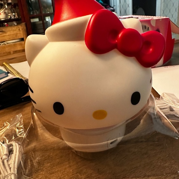 Hello Kitty Oil Diffuser - Picture 7 of 7